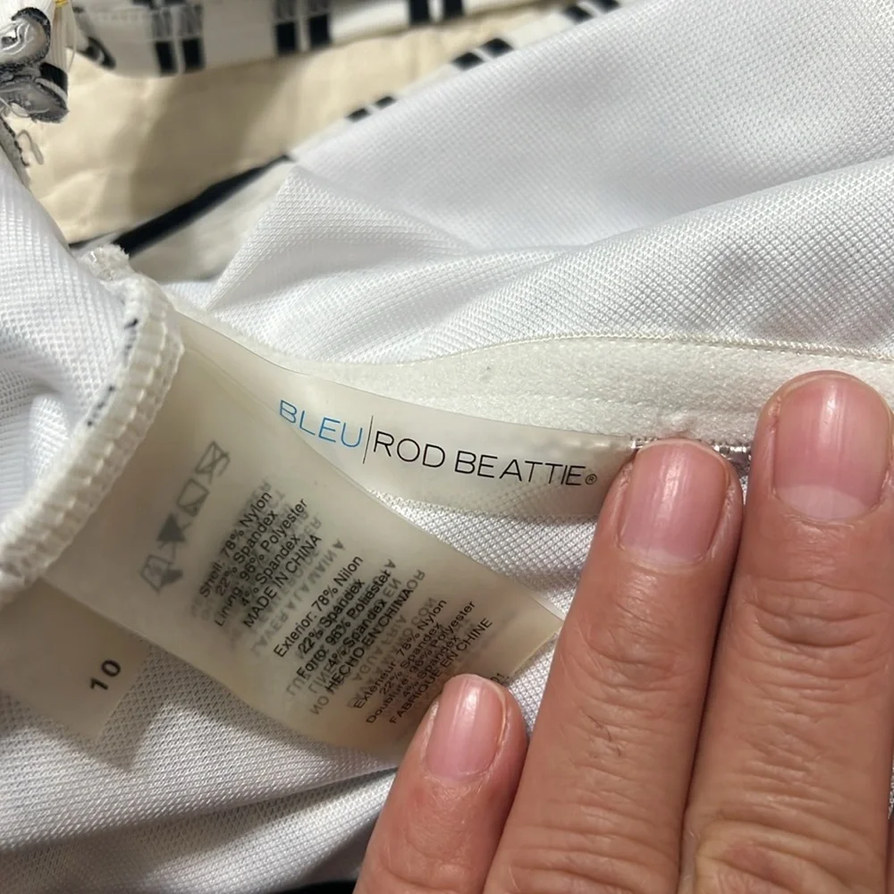 Blue Rod Beattie Striped Black and White women’s one piece Swimsuit size 10